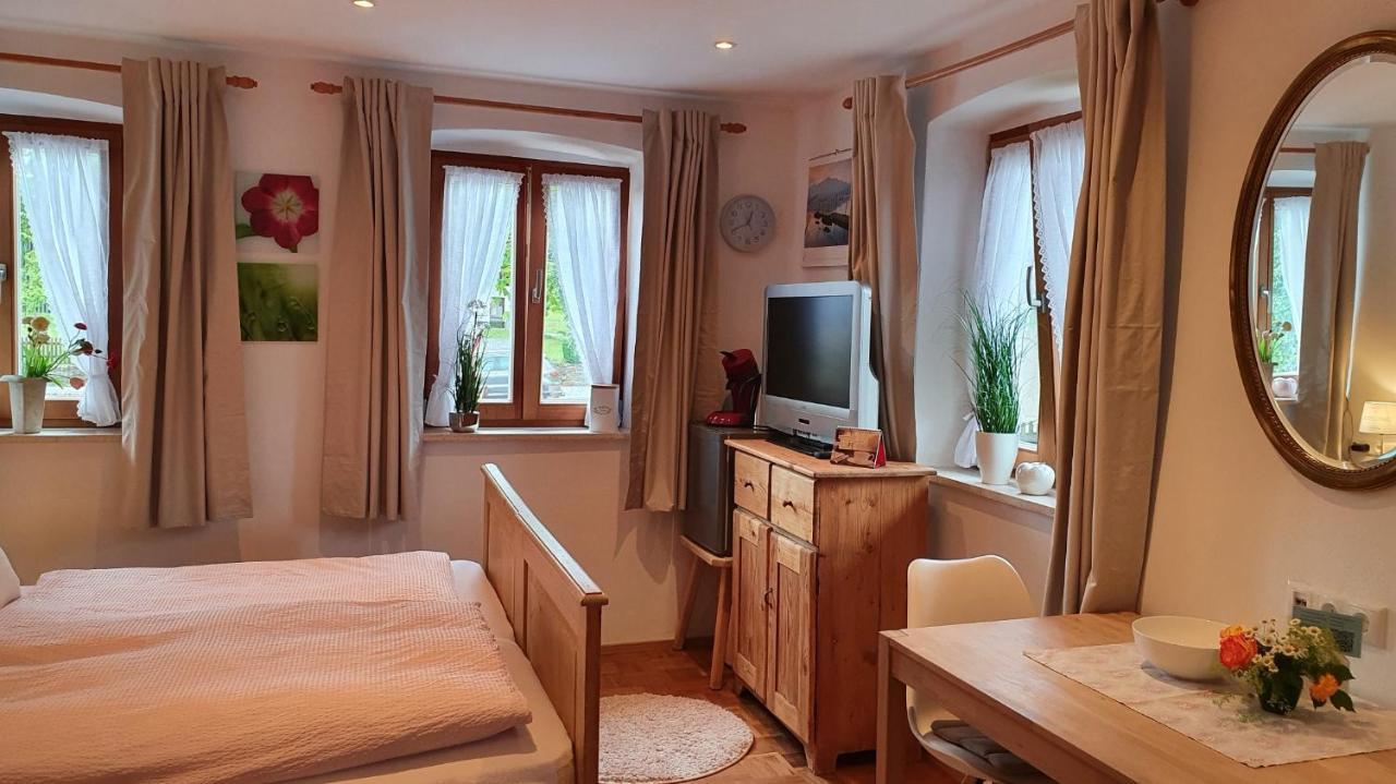 Gaestezimmer Vogtareuth Rinser 외부 사진